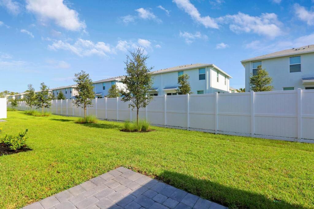 Luxury Retreat: Soulful Design. Pet Friendly 3/2.5 Townhome Jensen Beach Kültér fotó