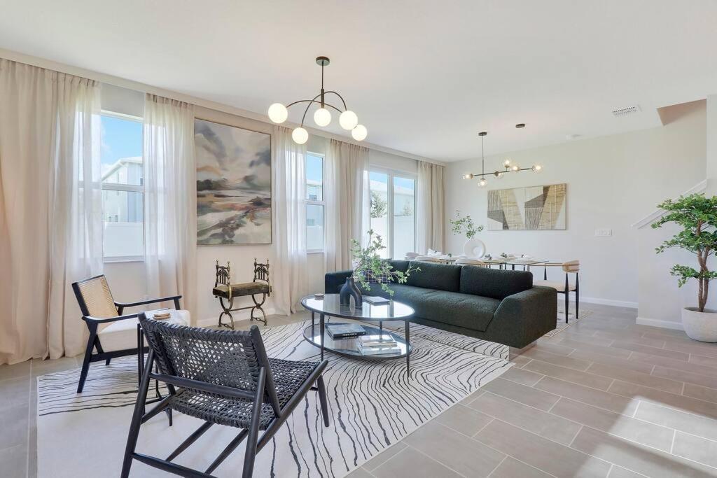 Luxury Retreat: Soulful Design. Pet Friendly 3/2.5 Townhome Jensen Beach Kültér fotó